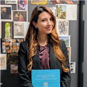 Appassionata di lingue e culture, laureata in Comunicazione Interculturale. Offro lezioni online di italiano per stranieri, supporto scolastico per bambini e ripetizioni di base di lingua cinese